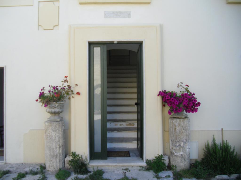 Corte Lo Jucco Taranto Luaran gambar