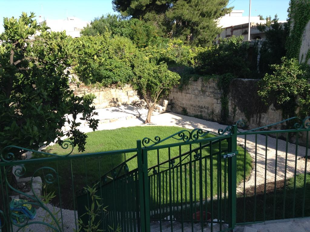 Corte Lo Jucco Taranto Luaran gambar