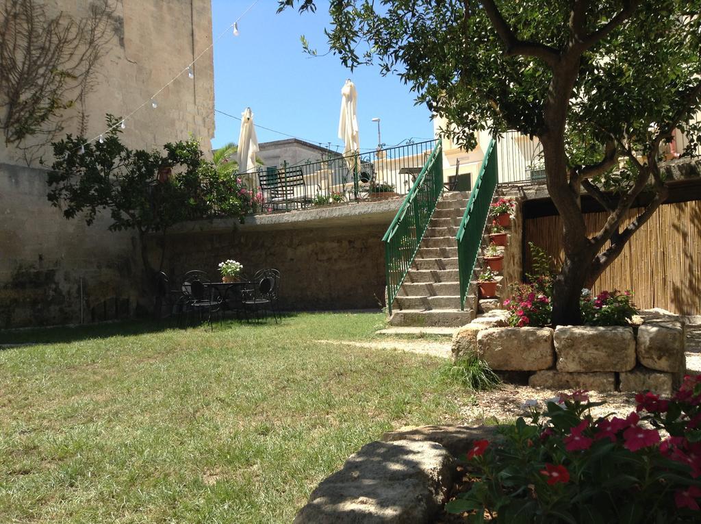 Corte Lo Jucco Taranto Luaran gambar