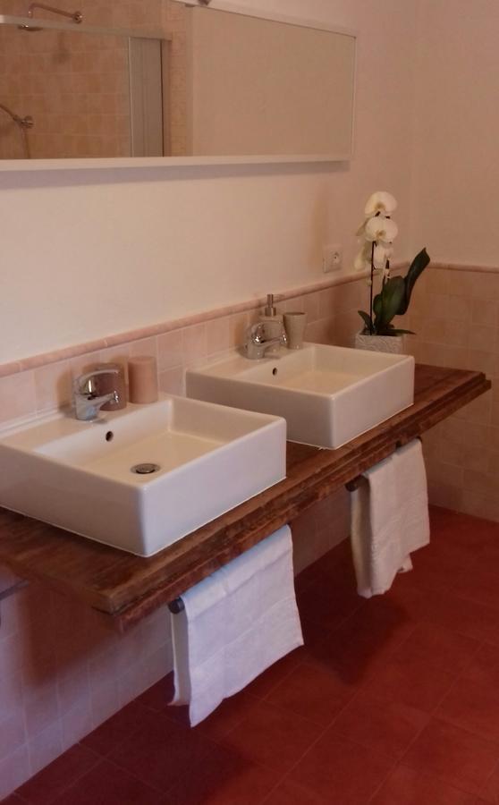 Corte Lo Jucco Taranto Luaran gambar
